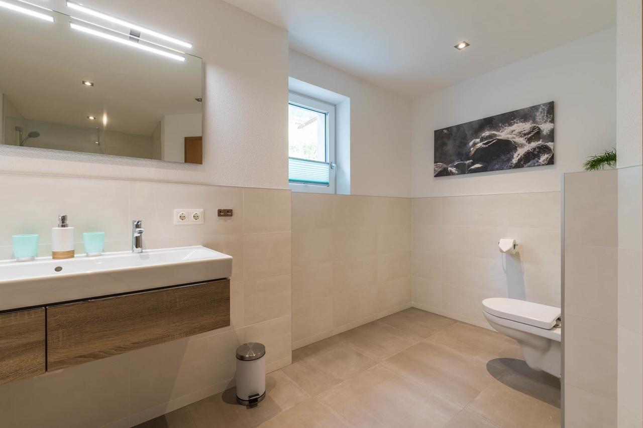 Apartment Im Huggn Fulpmes Eksteriør billede
