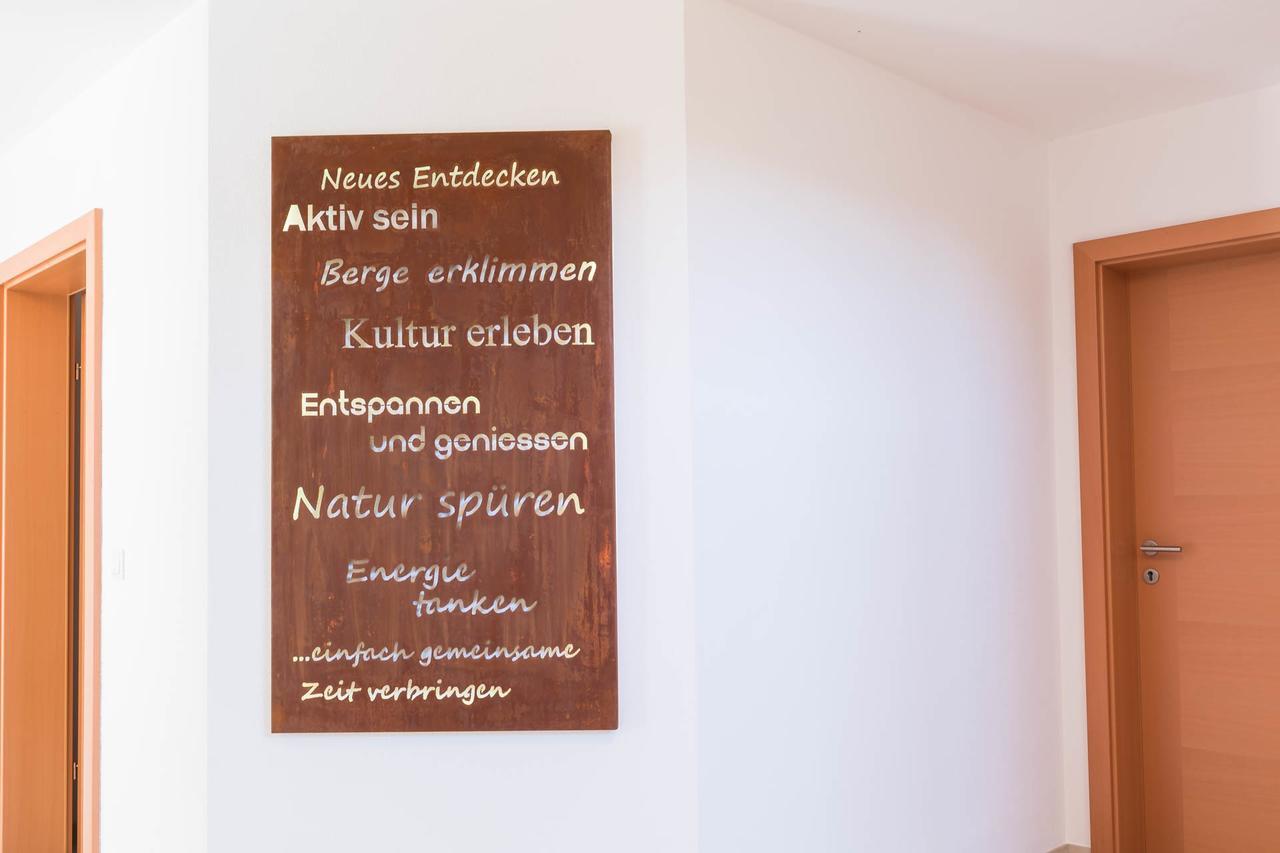 Apartment Im Huggn Fulpmes Eksteriør billede